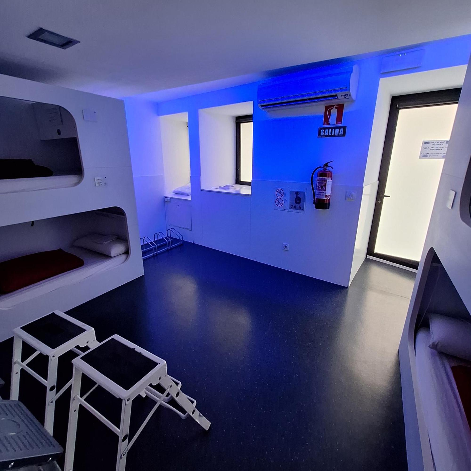 Hostel Casa Ibarrola Pamplona Bagian luar foto